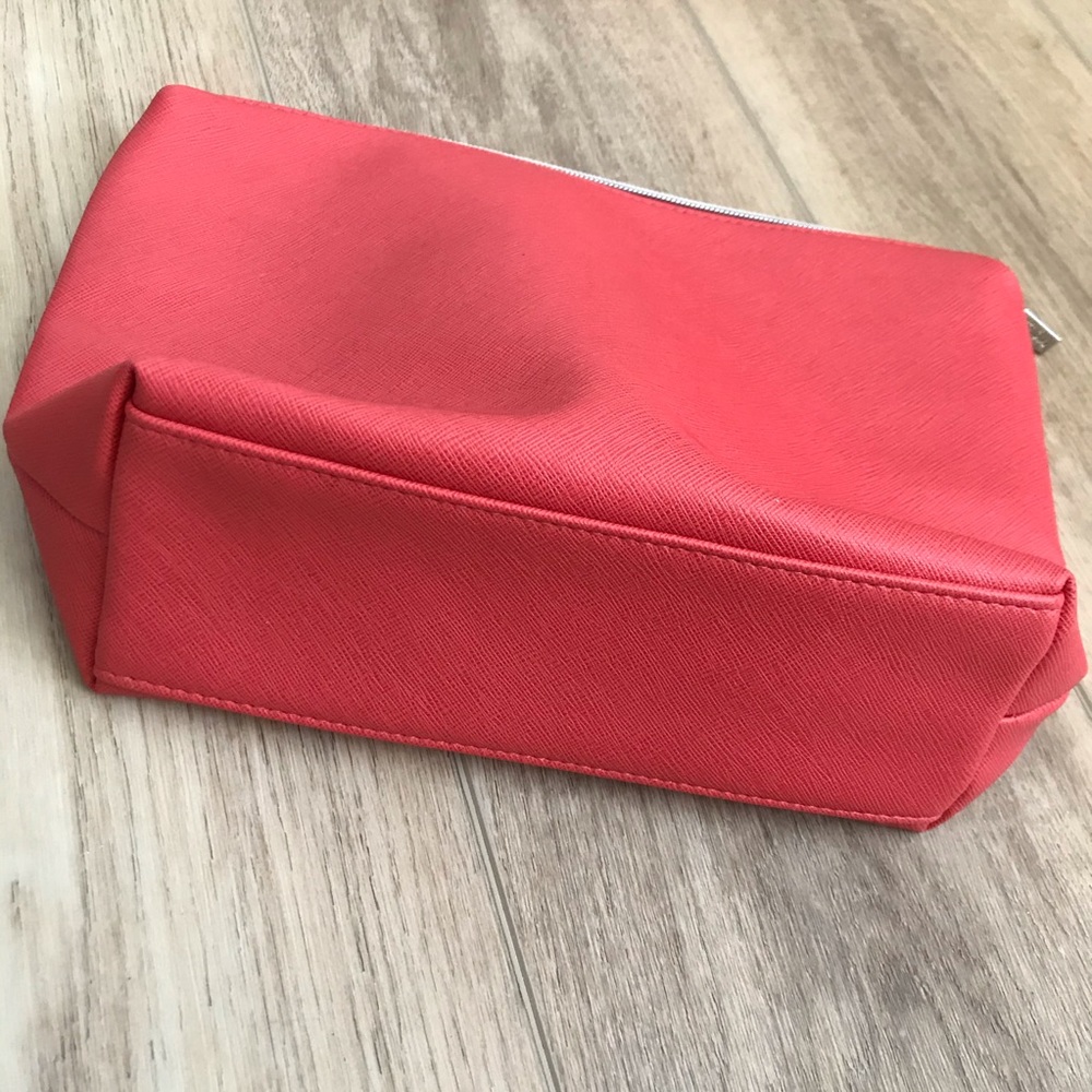 Makeup Toiletries Bag - Picture 5 of 7